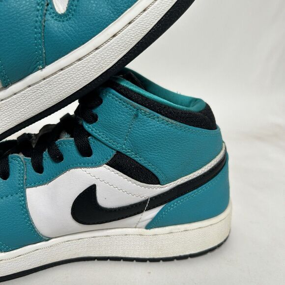 Nike Shoes Air Jordan 1 Mid GG “Volt Ice” 2024 - Picture 8 of 10